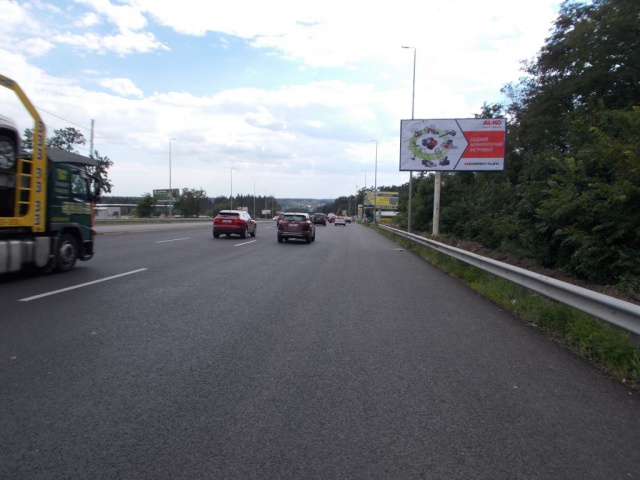 Щит 6x3,  Одеське шосе, в напрямку  с Віта Поштова, перед заправкою WOG