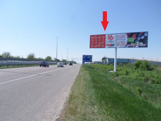 Щит 6x3,  Житомирське шосе , в напрямку з м. Київ, с.Мрія, 300м. перед заправкою БРСМ,7км+700м, лівий
