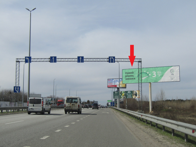 Щит 6x3,  Житомирське шосе , в напрямку з м. Київ, за с.Міла, перед заправкою UPG, (заміський комплекс "Бабушкин Сад"),7км+600м, лівий